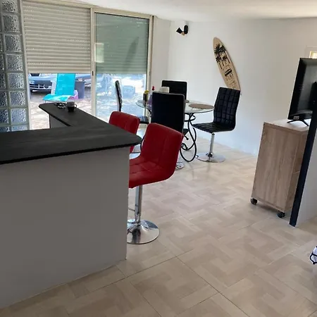 Jardinet Couloumines Lejlighed