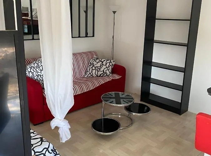 Lejlighed Jardinet Couloumines